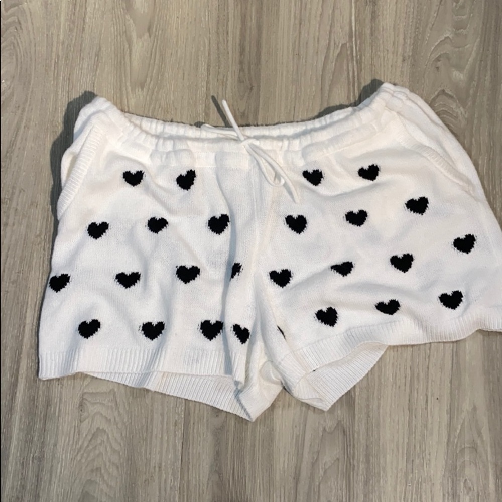 Venus heart sweater drawstring shorts